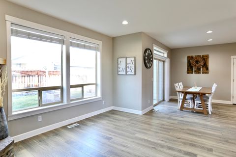 Tiny photo for 2773 NW Greenwood Avenue, Redmond, OR 97756 (MLS # 220217307)