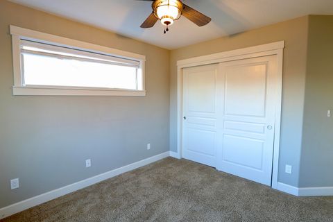 Tiny photo for 2773 NW Greenwood Avenue, Redmond, OR 97756 (MLS # 220217307)