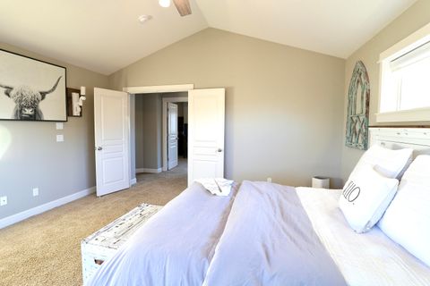 Tiny photo for 2773 NW Greenwood Avenue, Redmond, OR 97756 (MLS # 220217307)