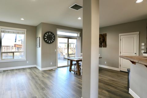 Tiny photo for 2773 NW Greenwood Avenue, Redmond, OR 97756 (MLS # 220217307)