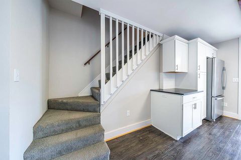 Tiny photo for 563 Rock - 152 Maple Street, Ashland, OR 97520 (MLS # 220212536)