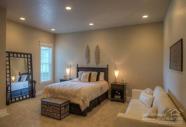 Woodside Ranch - Residential