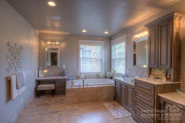 Woodside Ranch - Residential