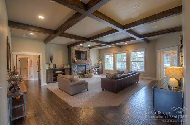 Woodside Ranch - Residential