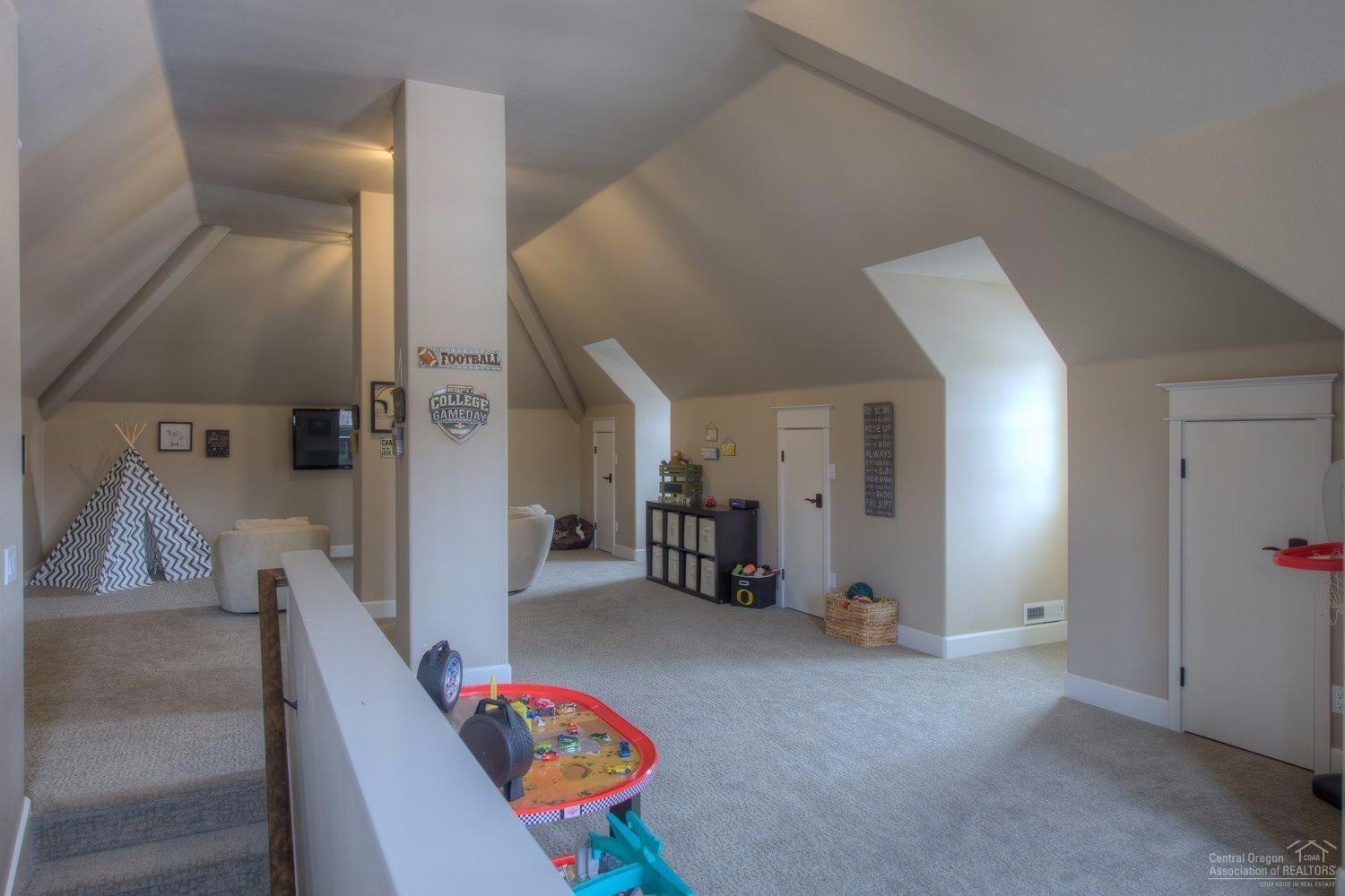 Woodside Ranch - Residential