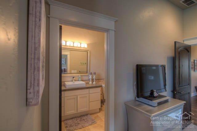 Woodside Ranch - Residential