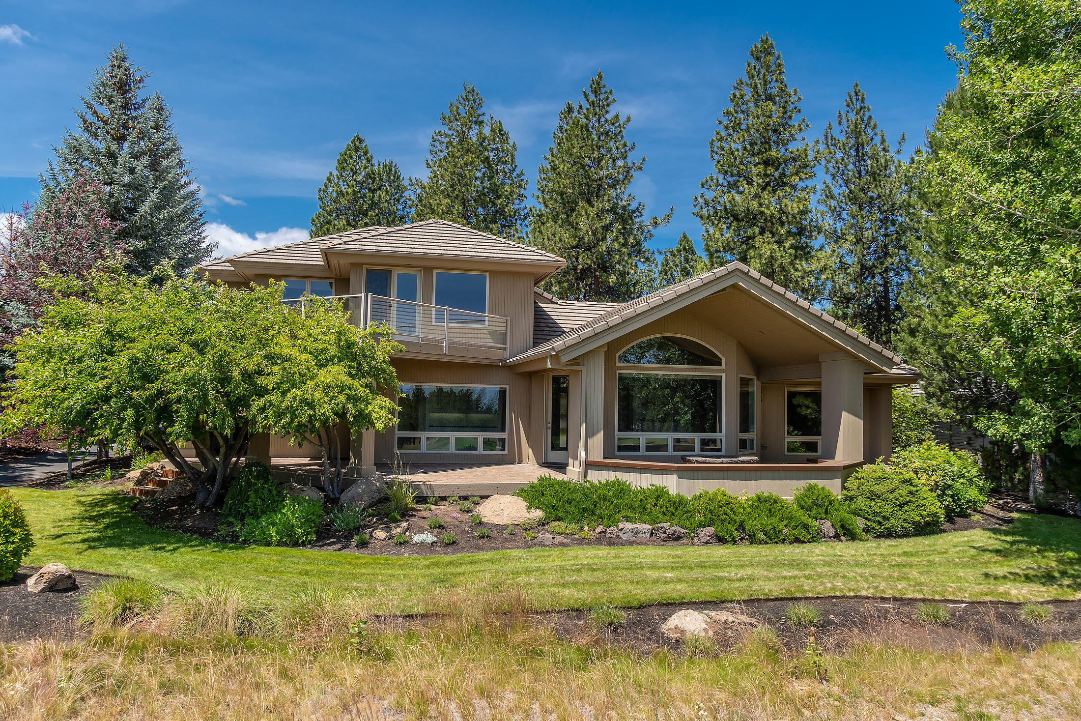 Broken Top - Residential