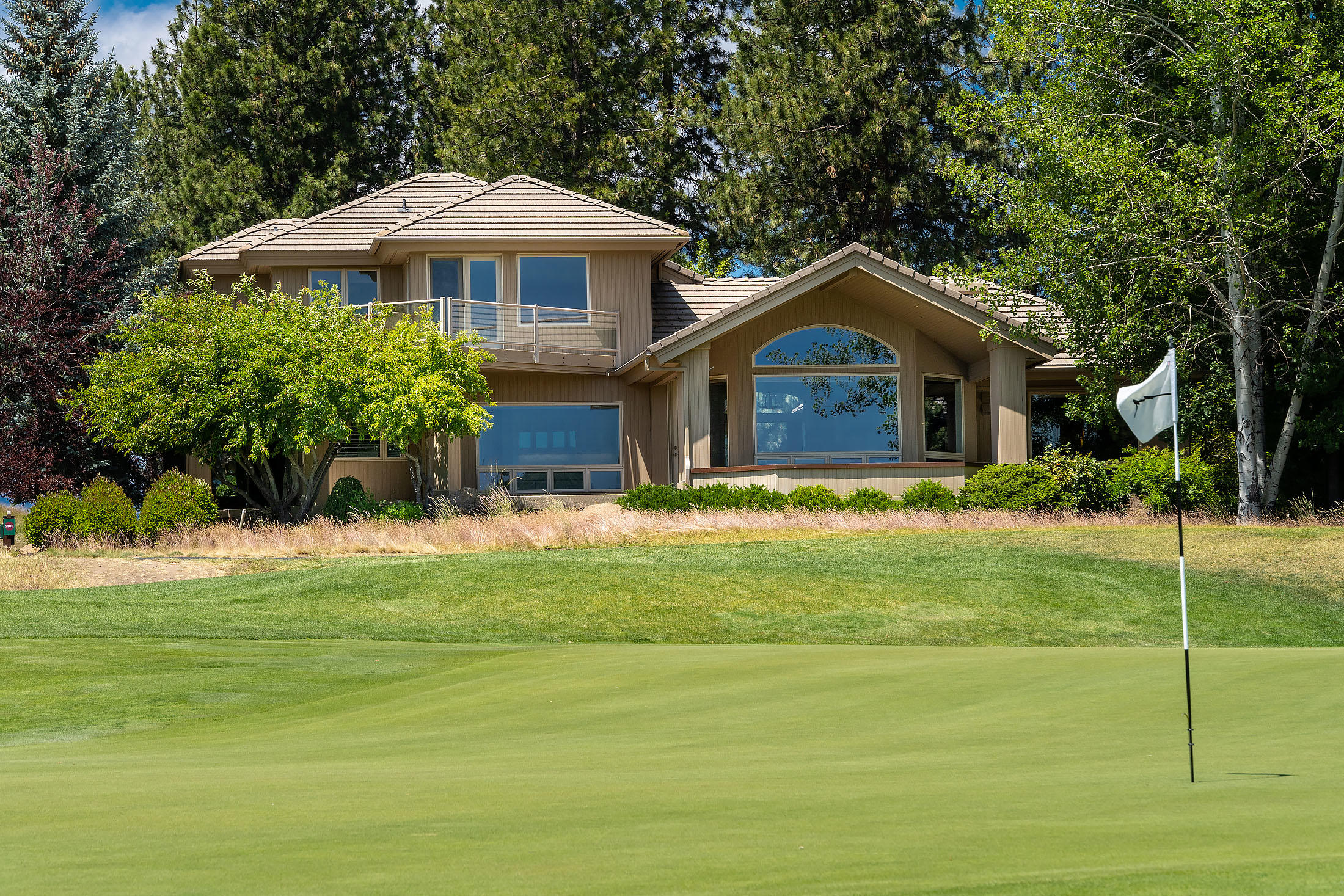 Broken Top - Residential