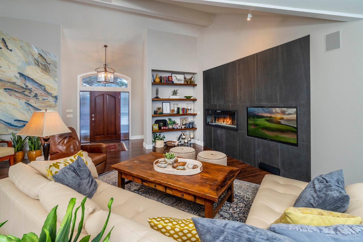 Broken Top - Residential