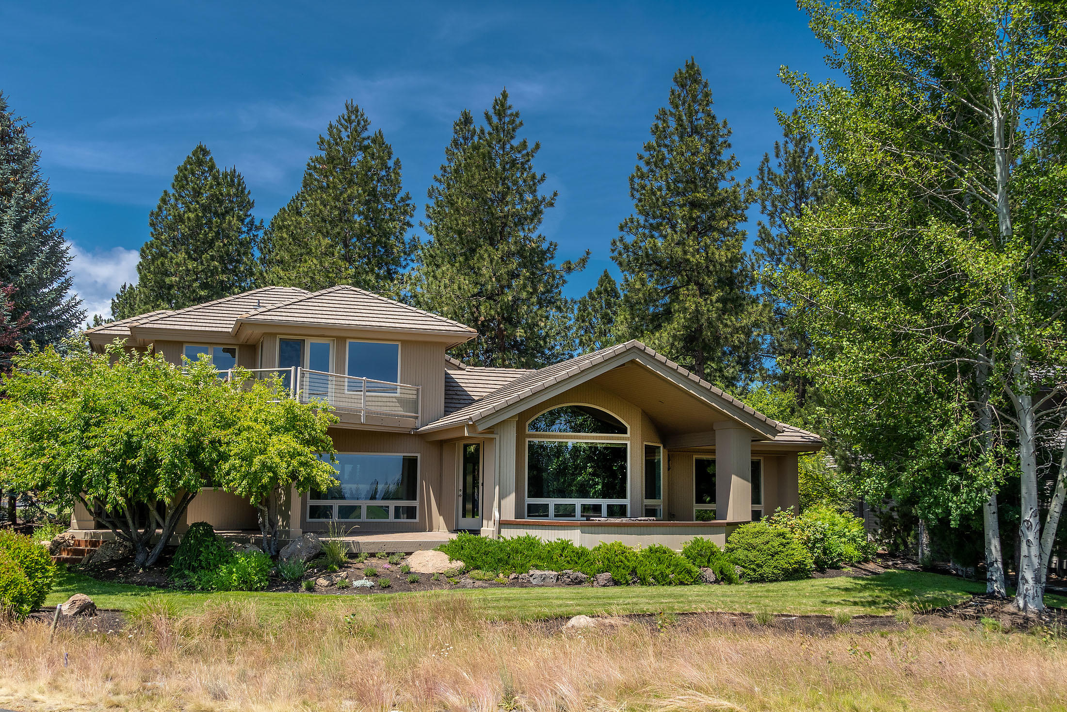 Broken Top - Residential