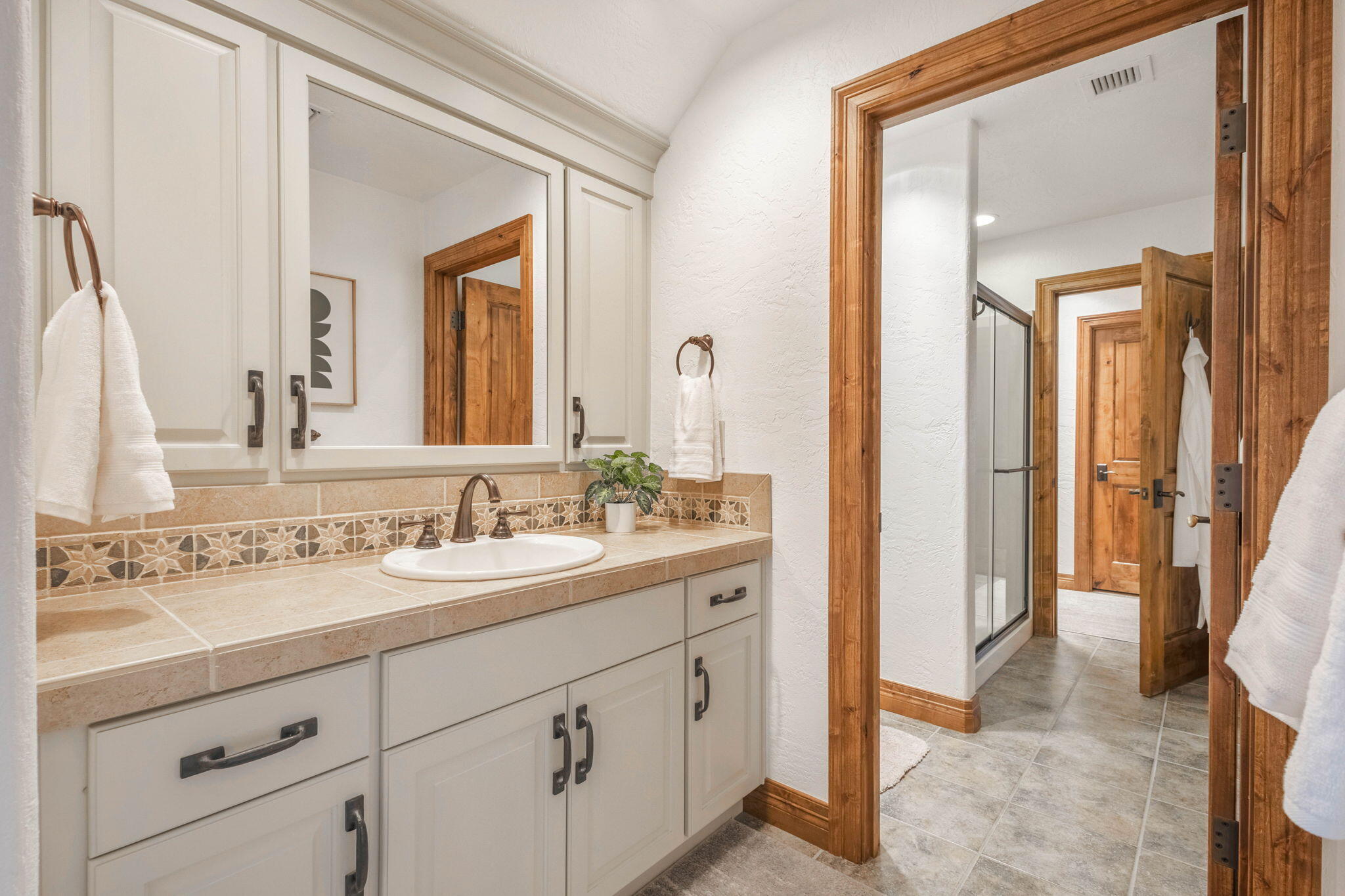 Three Pines - Residential