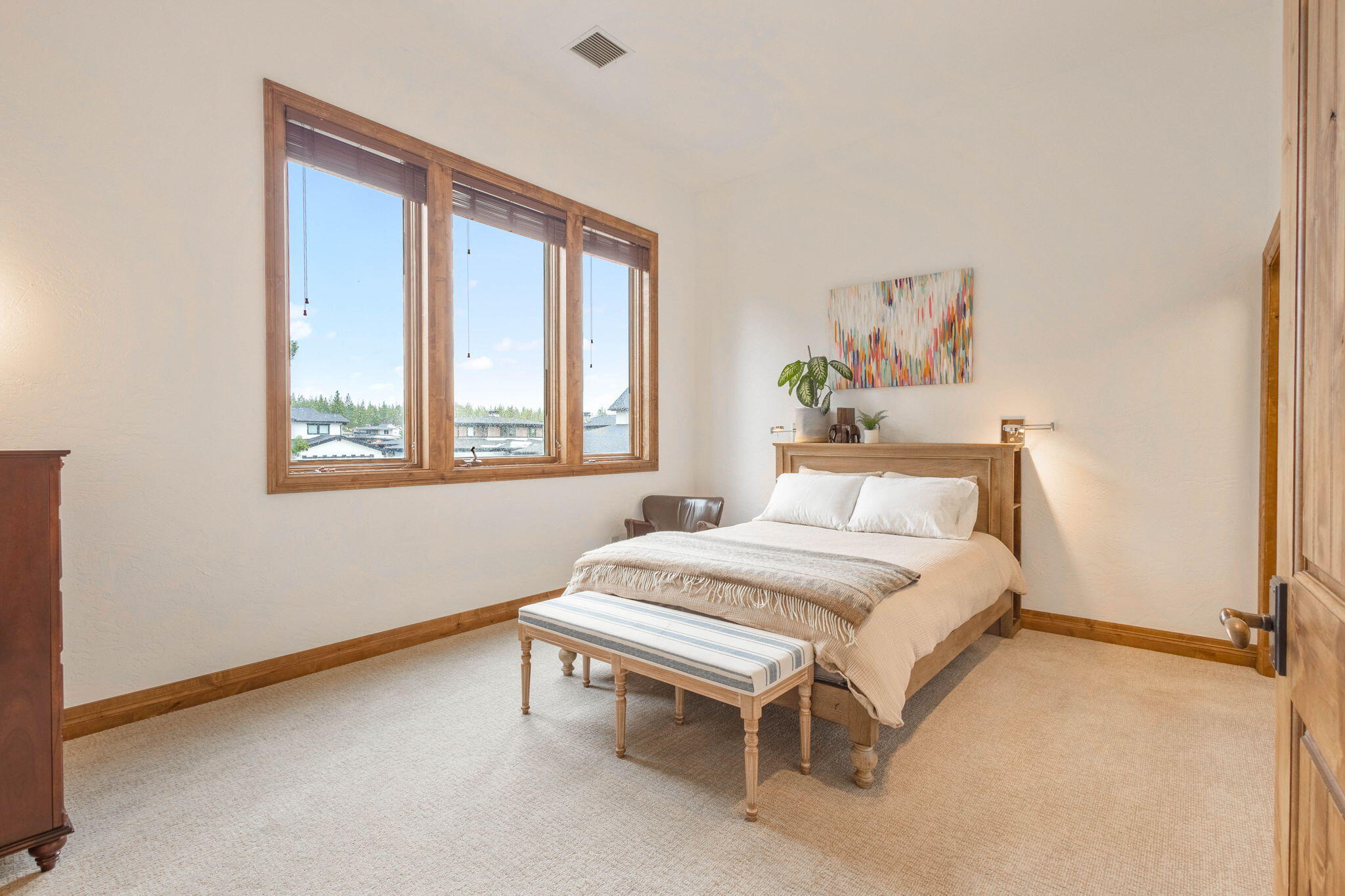 Three Pines - Residential