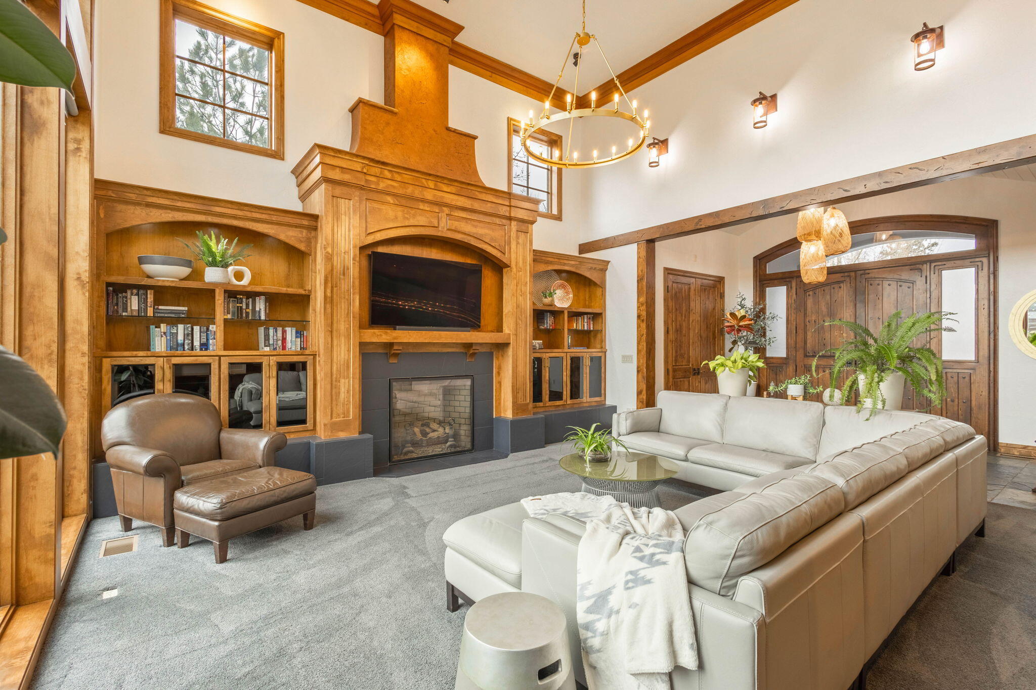 Three Pines - Residential