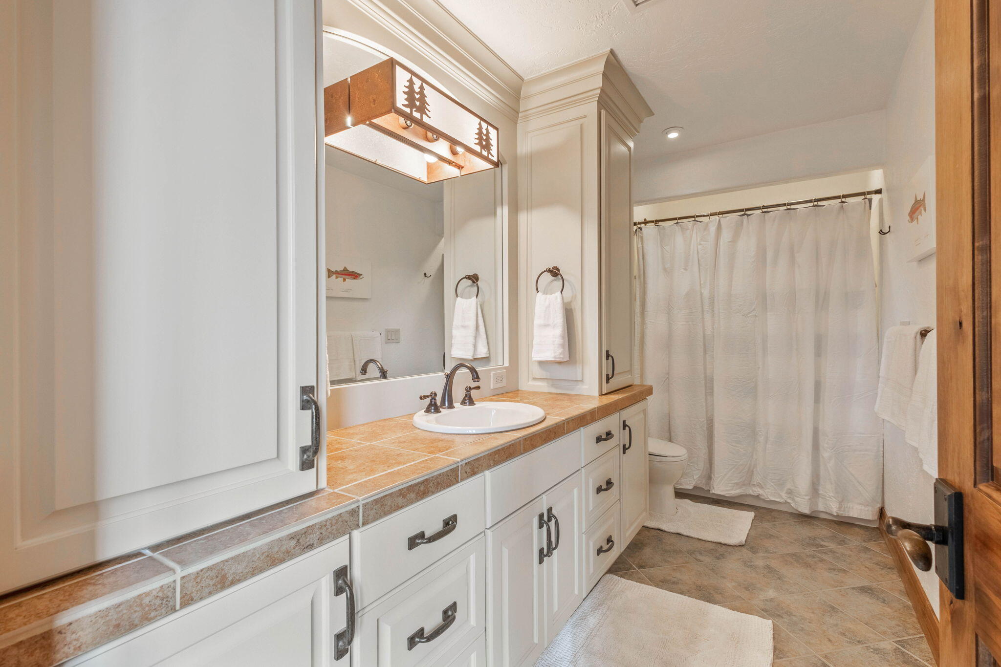 Three Pines - Residential