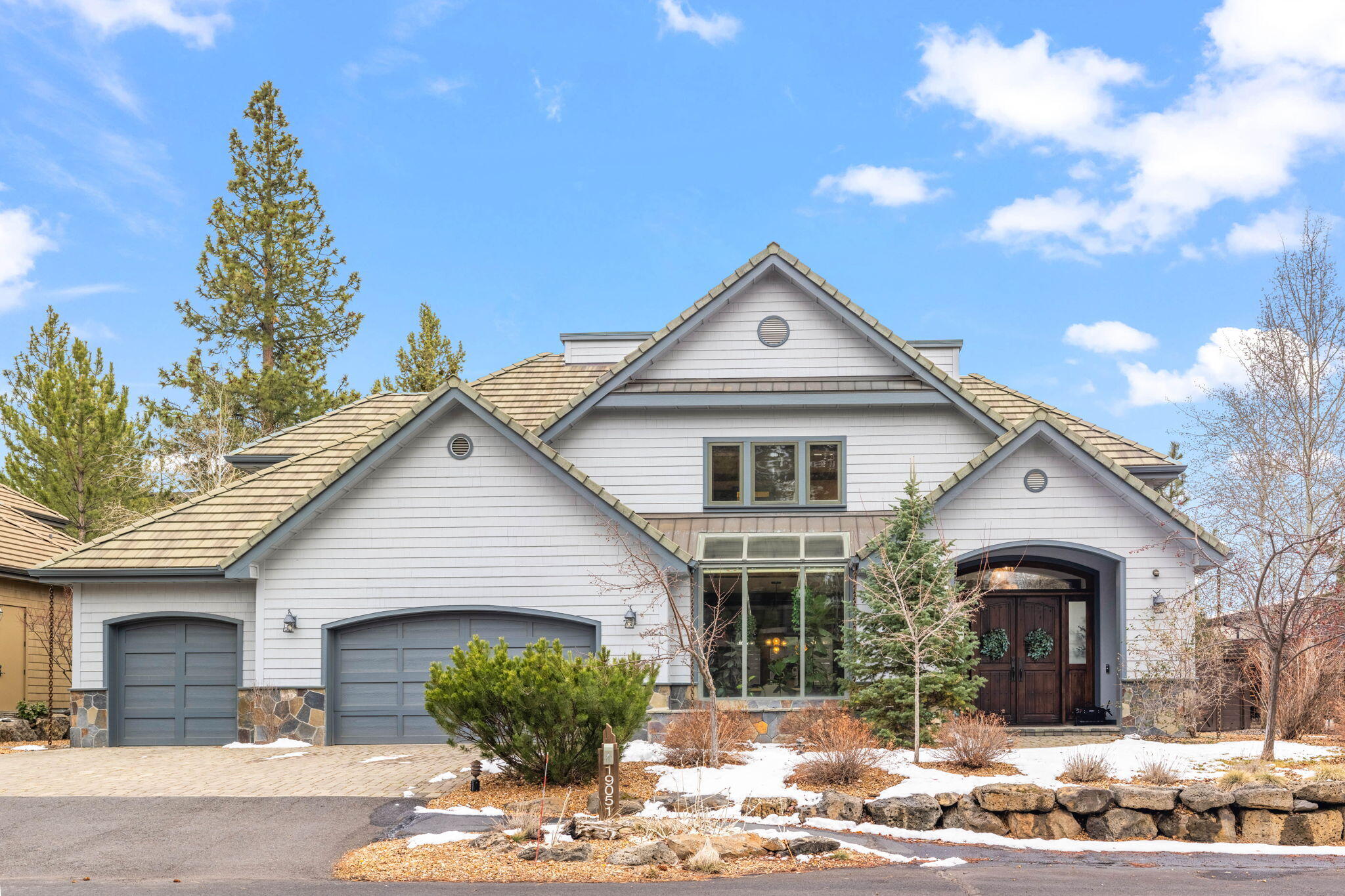 Three Pines - Residential