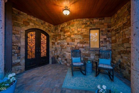 Tiny photo for 19372 Seaton Loop, Bend, OR 97702 (MLS # 220223379)