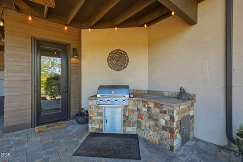 Tiny photo for 19372 Seaton Loop, Bend, OR 97702 (MLS # 220223379)