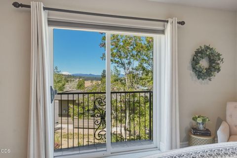 Tiny photo for 19372 Seaton Loop, Bend, OR 97702 (MLS # 220223379)