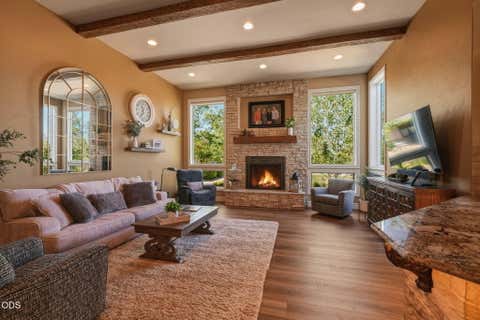 Tiny photo for 19372 Seaton Loop, Bend, OR 97702 (MLS # 220223379)