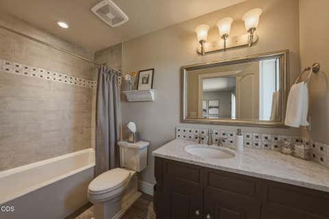 Tiny photo for 19372 Seaton Loop, Bend, OR 97702 (MLS # 220223379)