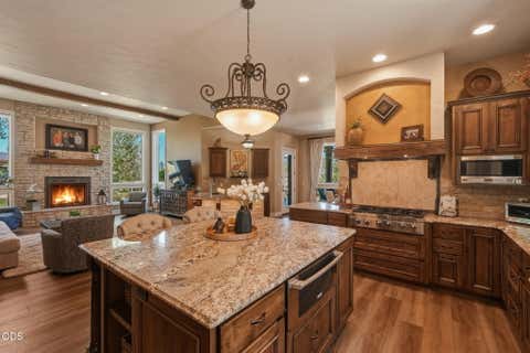 Tiny photo for 19372 Seaton Loop, Bend, OR 97702 (MLS # 220223379)