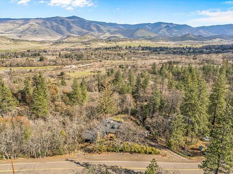 Tiny photo for 200 Timberlake Drive, Ashland, OR 97520 (MLS # 220215540)