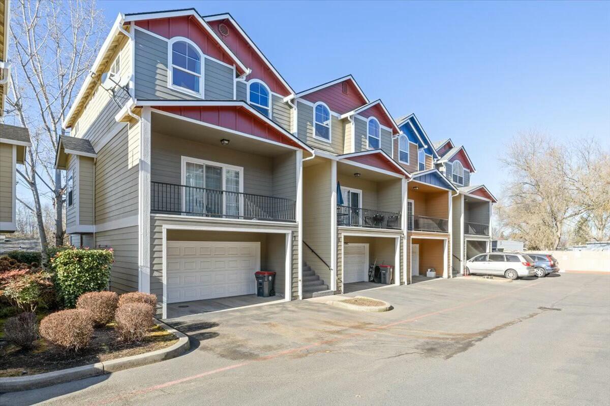 Thurman Court - Residential