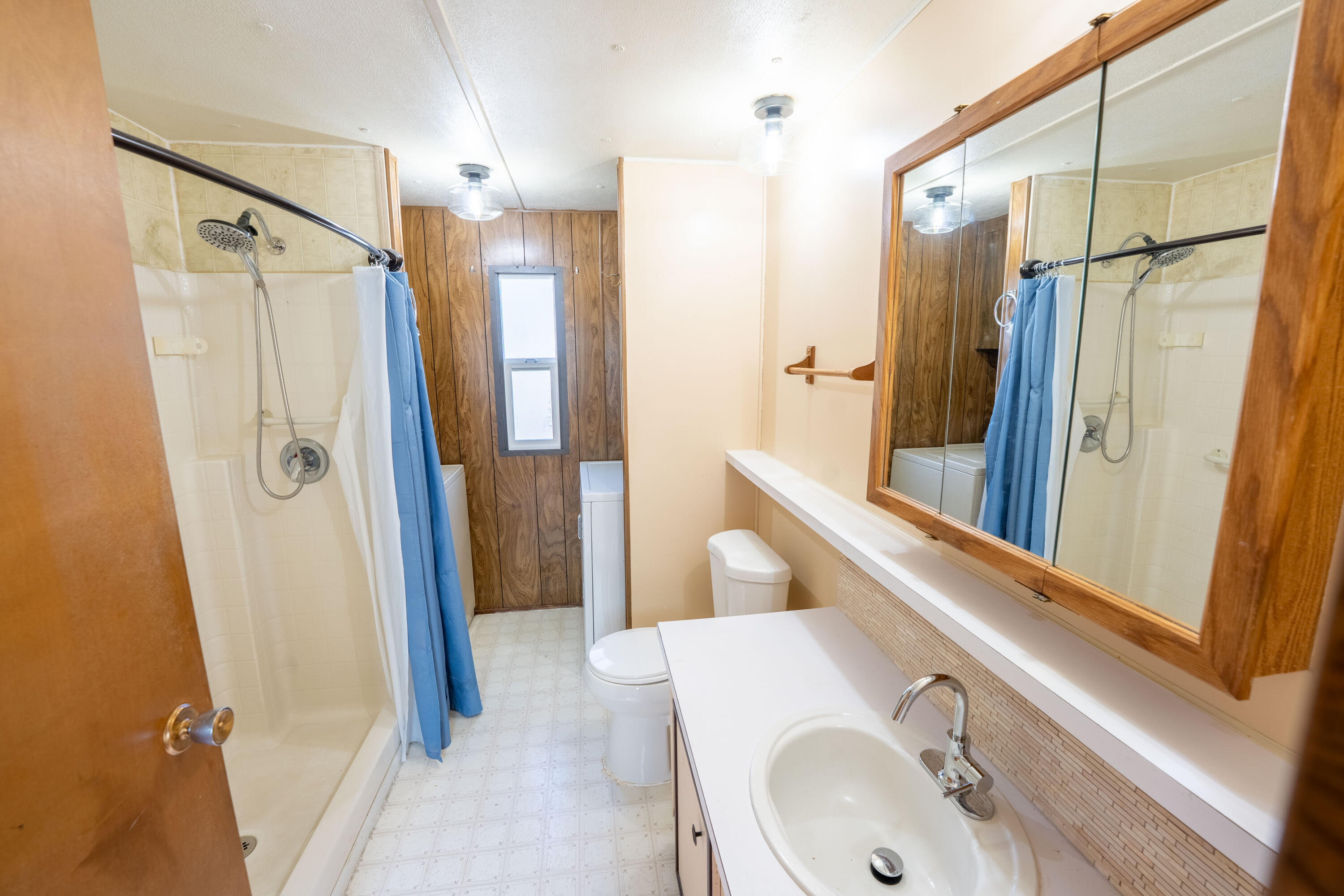 3431 South Pacific Hwy Highway SPC 18