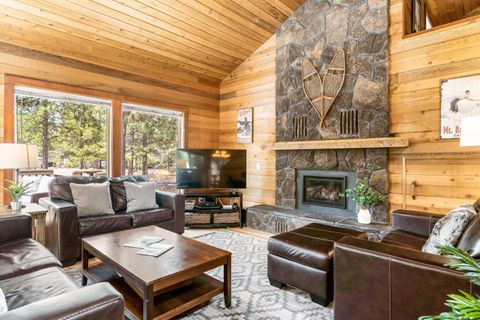 57379 Lowland Lane 1 Sunriver OR 97707