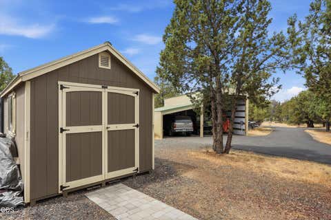 Tiny photo for 3500 NW Ivancovich Way, Redmond, OR 97756 (MLS # 220227029)