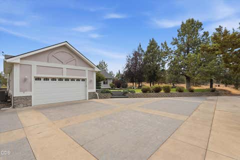 Tiny photo for 3500 NW Ivancovich Way, Redmond, OR 97756 (MLS # 220227029)