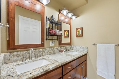 Tiny photo for 3500 NW Ivancovich Way, Redmond, OR 97756 (MLS # 220227029)