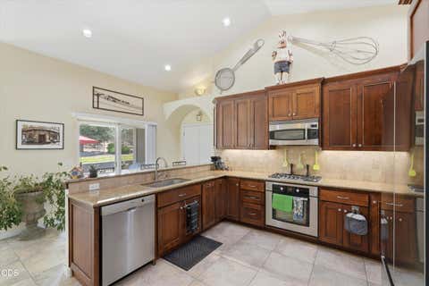 Tiny photo for 3500 NW Ivancovich Way, Redmond, OR 97756 (MLS # 220227029)