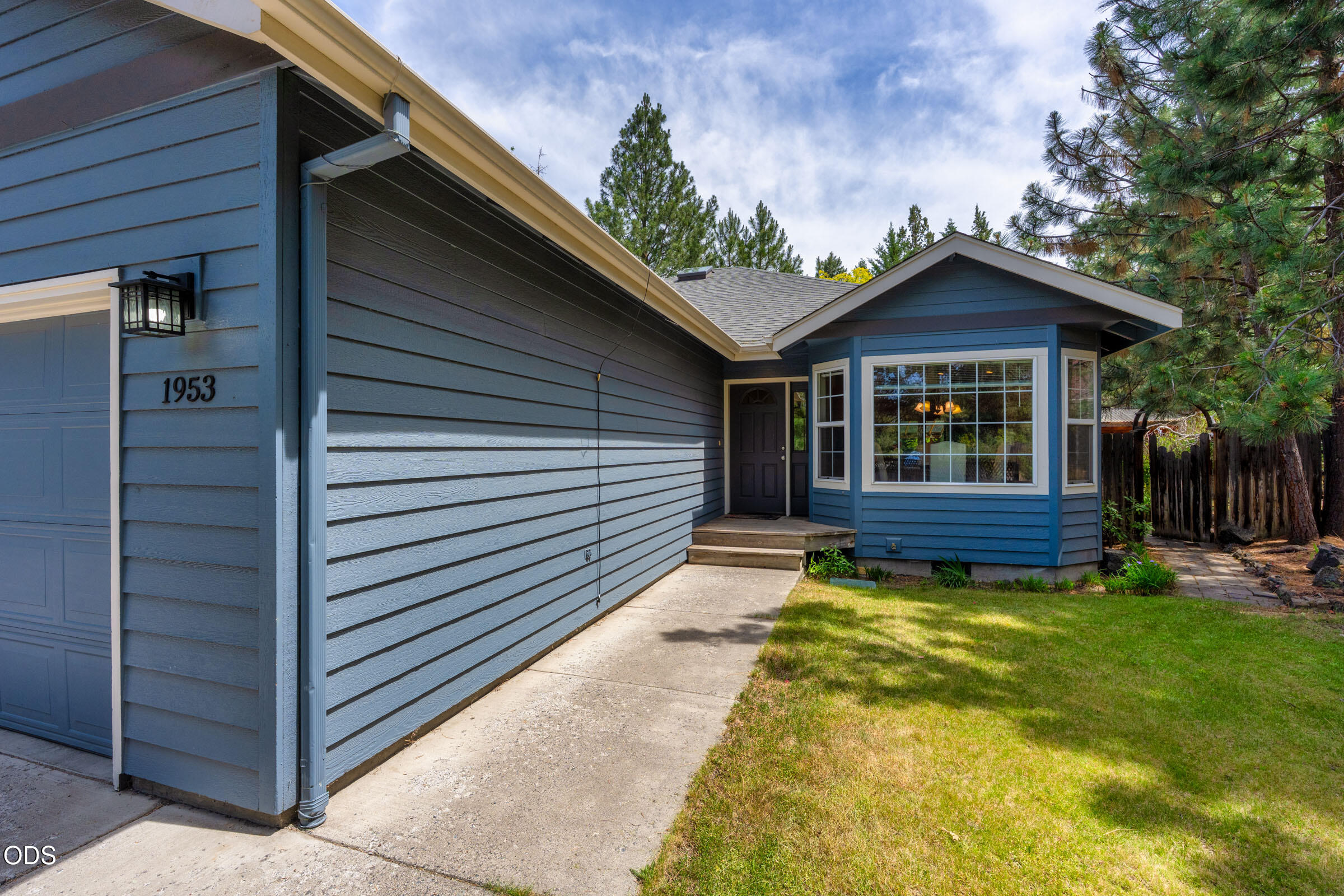1953 SE Elkwood Court