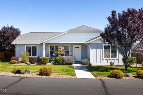 Tiny photo for 541 SW Sunrise Circle, Metolius, OR 97741 (MLS # 220224353)