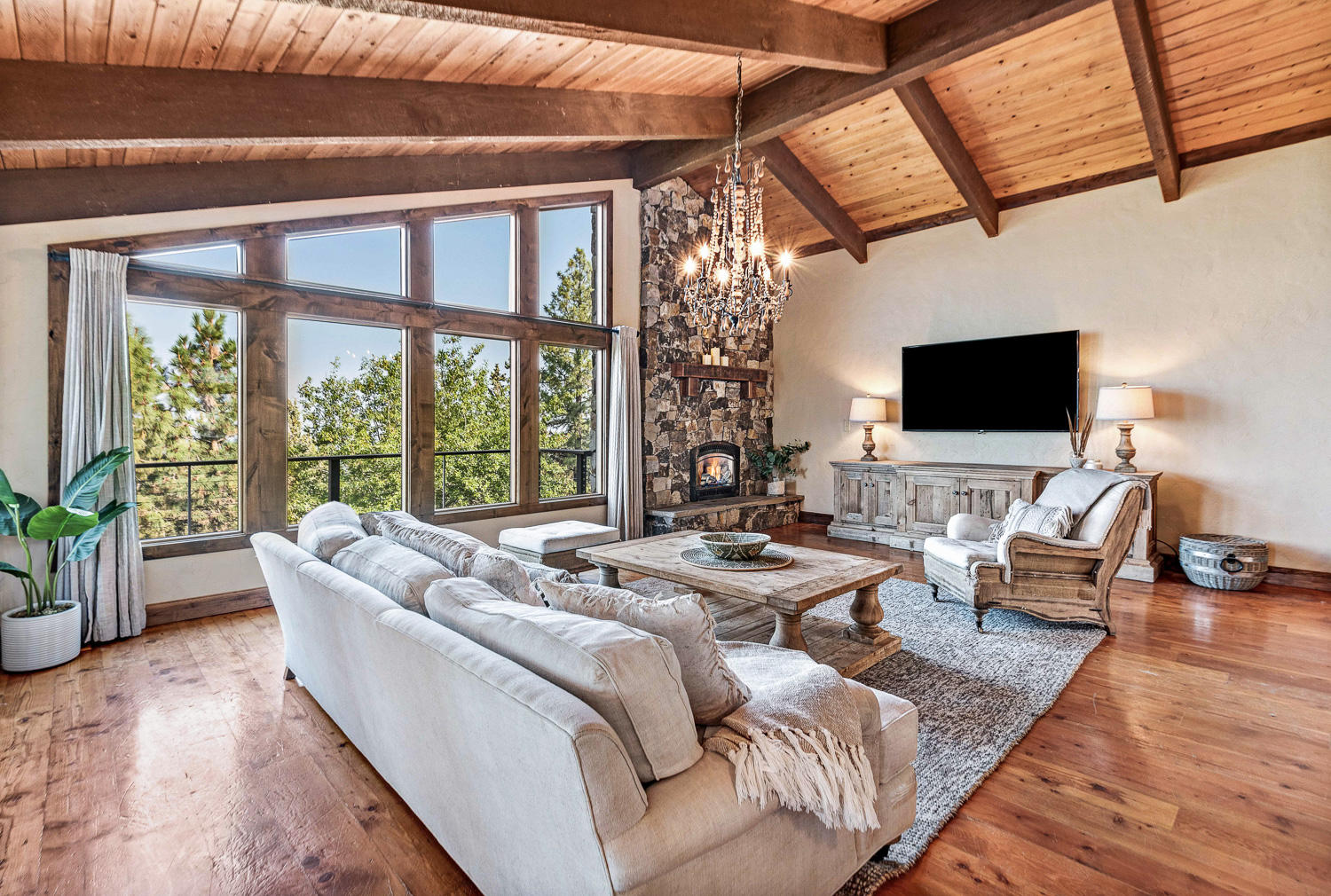 Saddleback - Residential