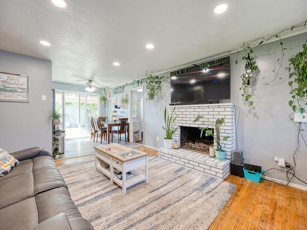 Debirk Homes - Residential