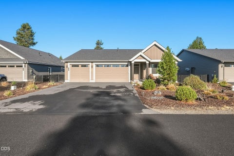 Tiny photo for 51953 Campfire Drive, La Pine, OR 97739 (MLS # 220228931)