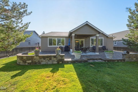 Tiny photo for 51953 Campfire Drive, La Pine, OR 97739 (MLS # 220228931)