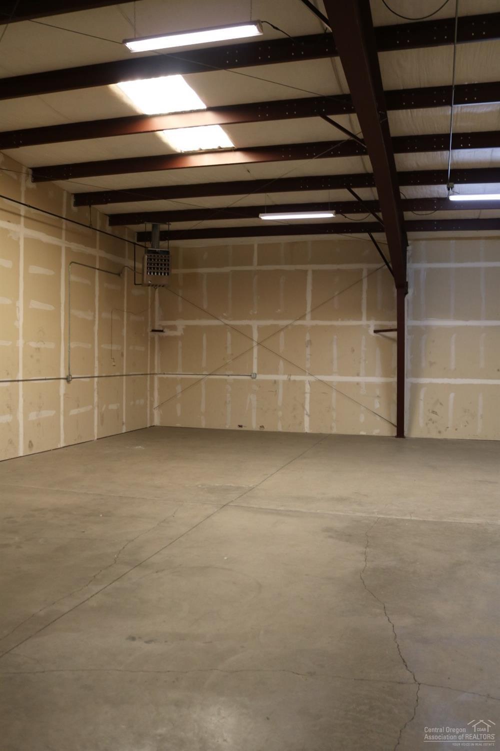 East Empire Business - Commercial Lease