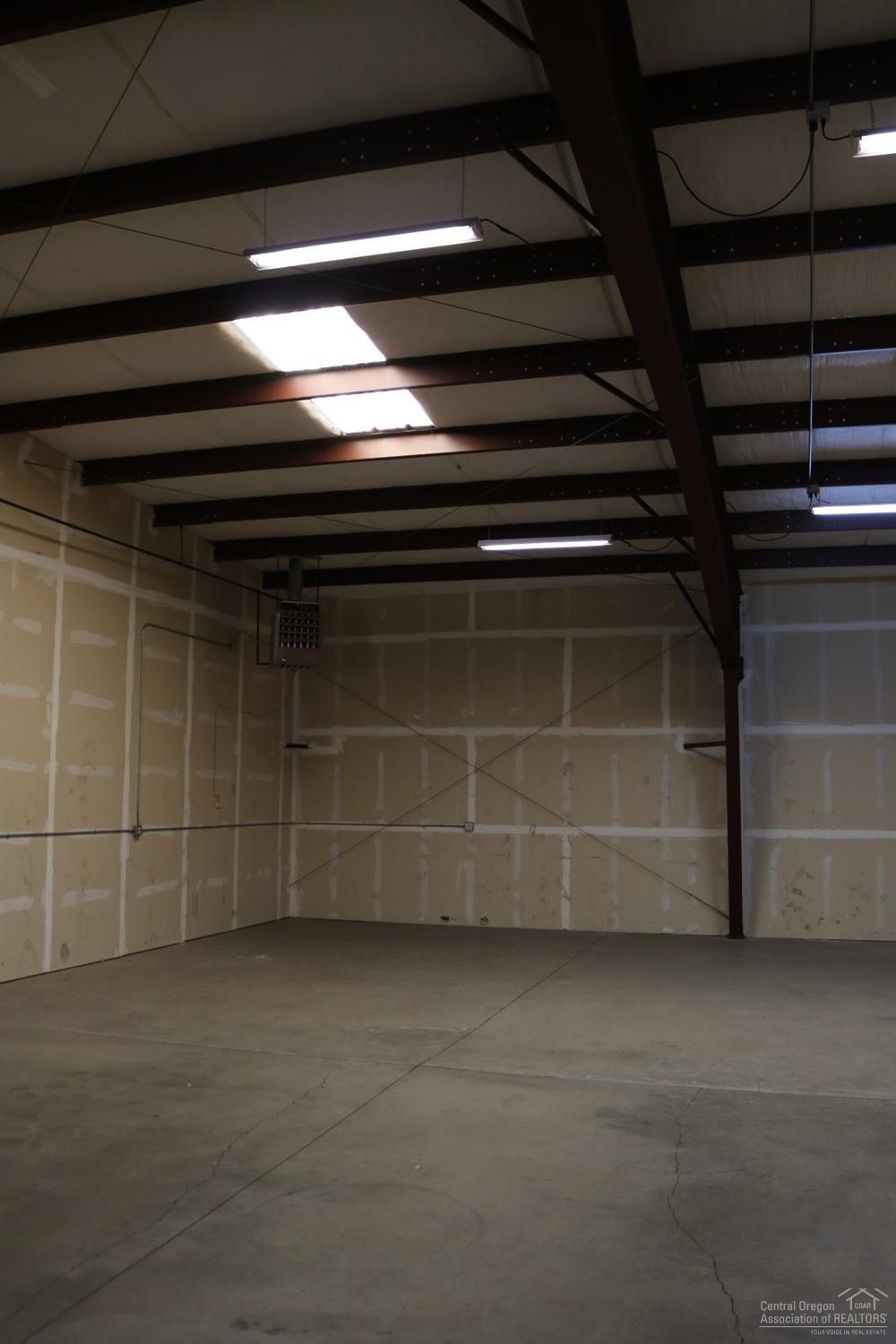 East Empire Business - Commercial Lease