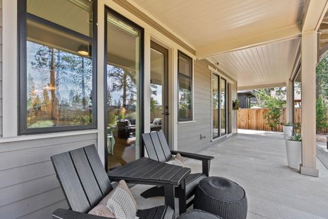 Tiny photo for 1185 NW Singleton Place, Bend, OR 97703 (MLS # 220212664)