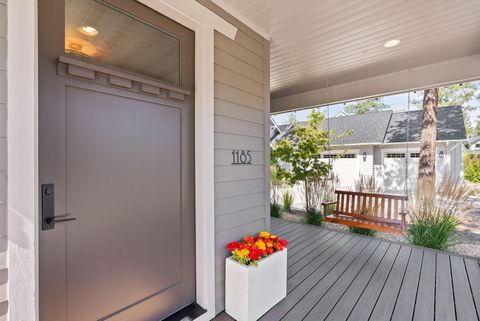 Tiny photo for 1185 NW Singleton Place, Bend, OR 97703 (MLS # 220212664)