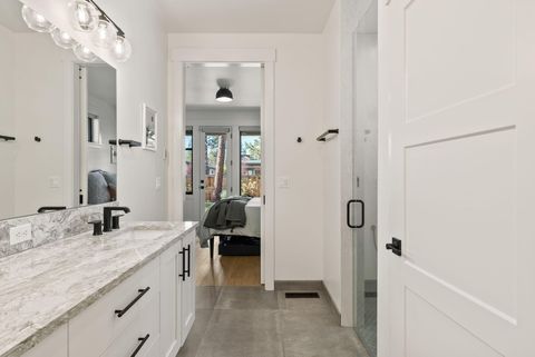 Tiny photo for 1185 NW Singleton Place, Bend, OR 97703 (MLS # 220212664)