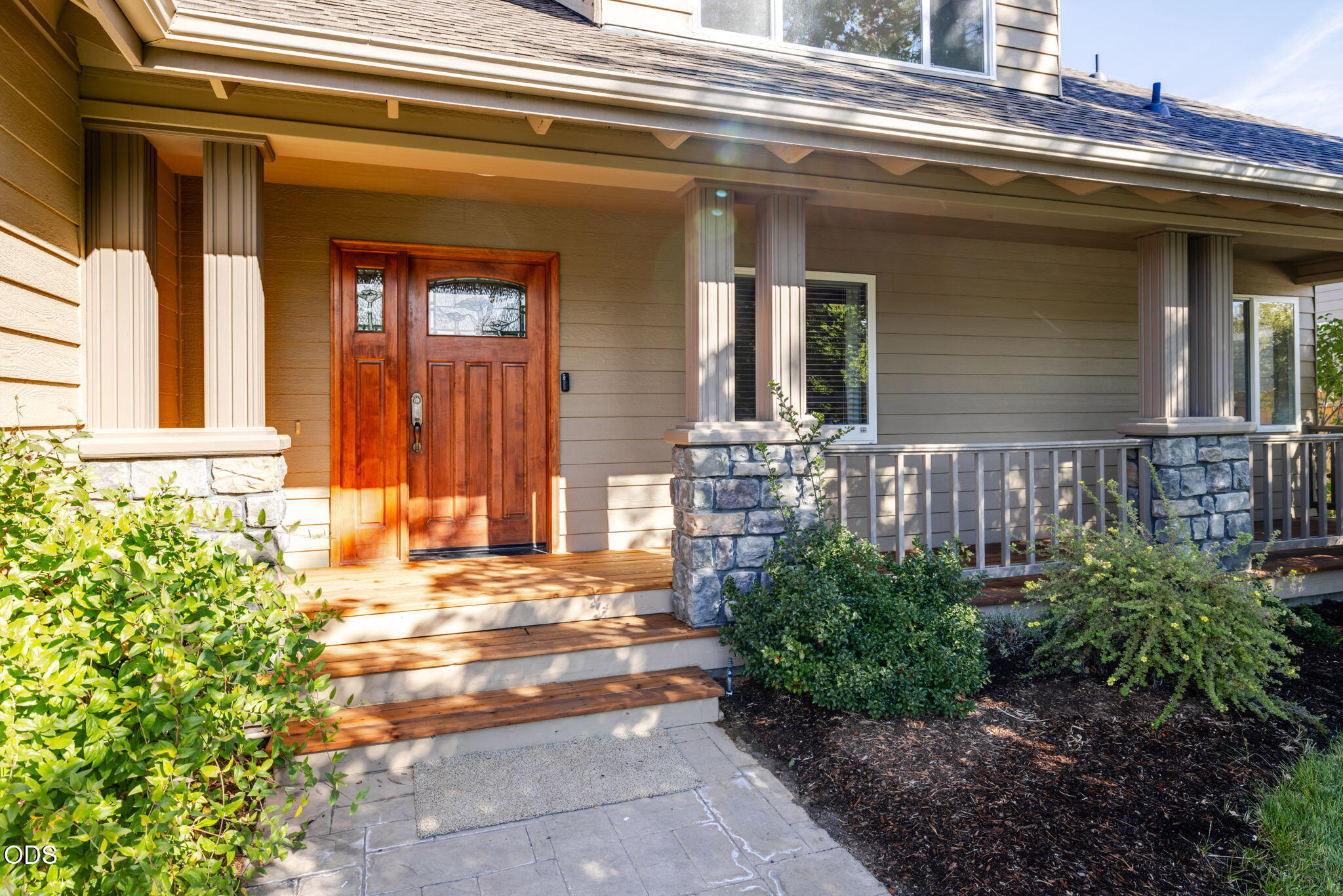 3349 NE Stonebrook Loop