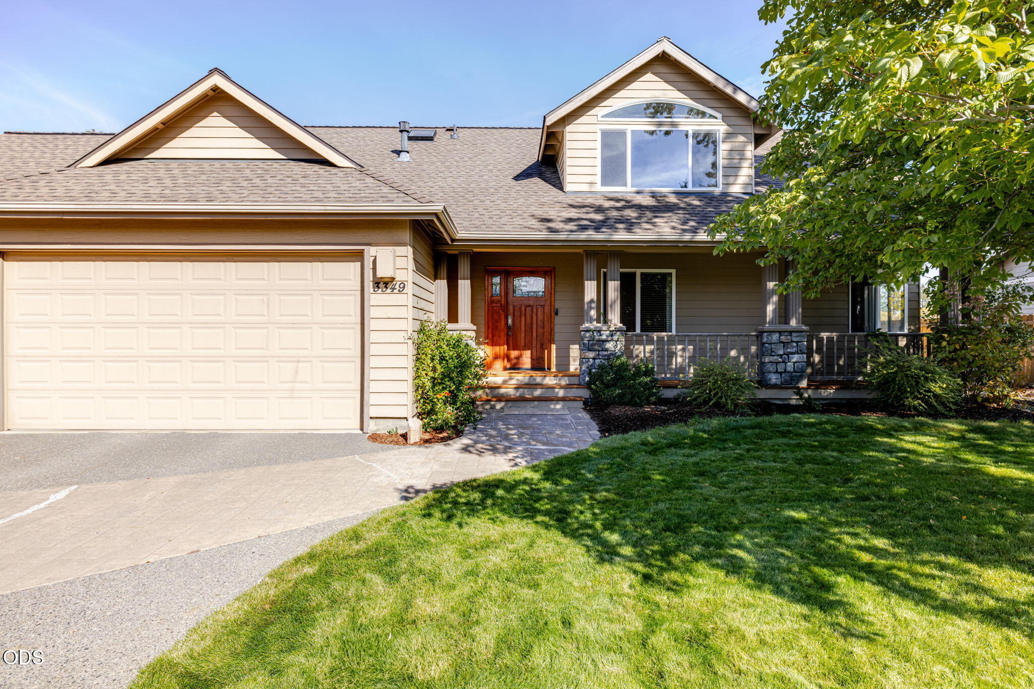 3349 NE Stonebrook Loop