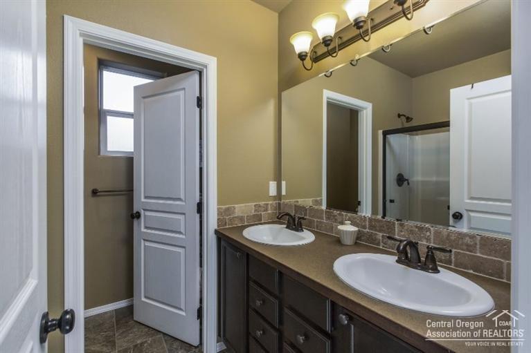 Pettigrew Place - Residential