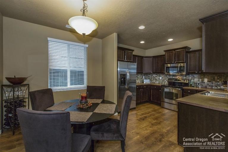 Pettigrew Place - Residential