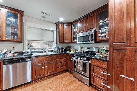 Tiny photo for 457 Elm Street, Phoenix, OR 97535 (MLS # 220219519)