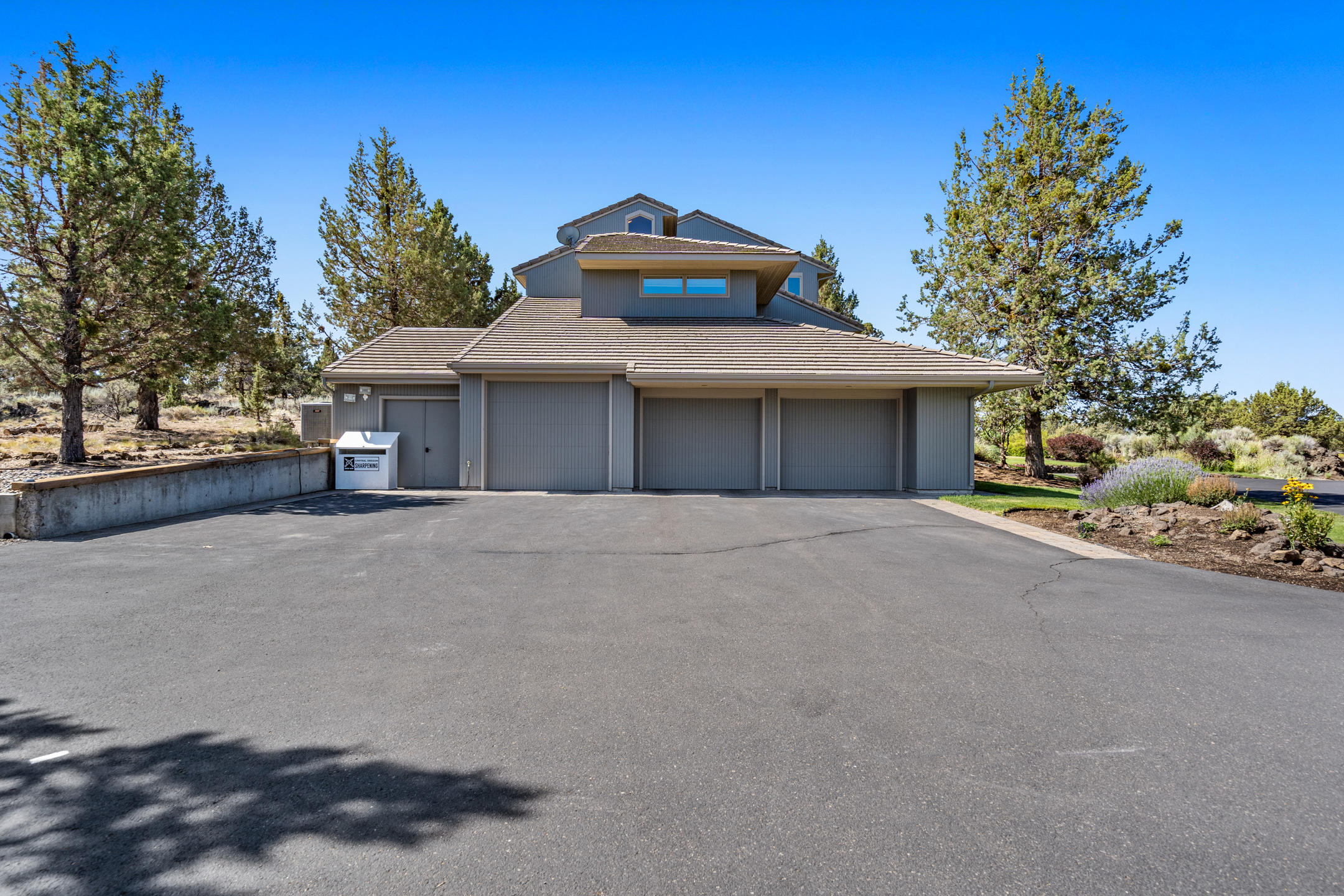 Lovestone Acres - Residential